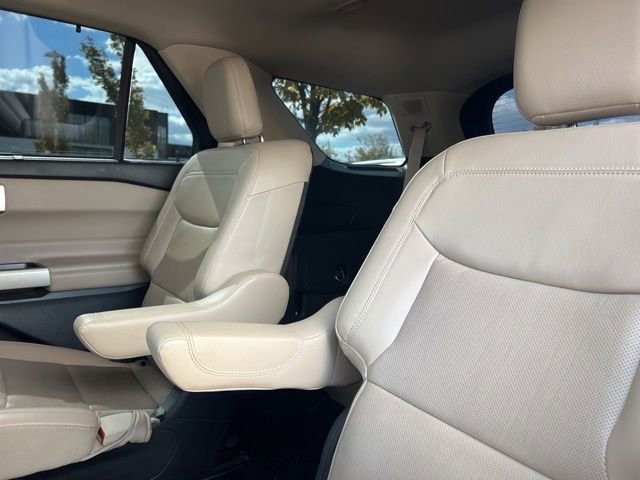 Used 2021 Ford Explorer Limited w/ Hybrid Equipment Group 310A image 32