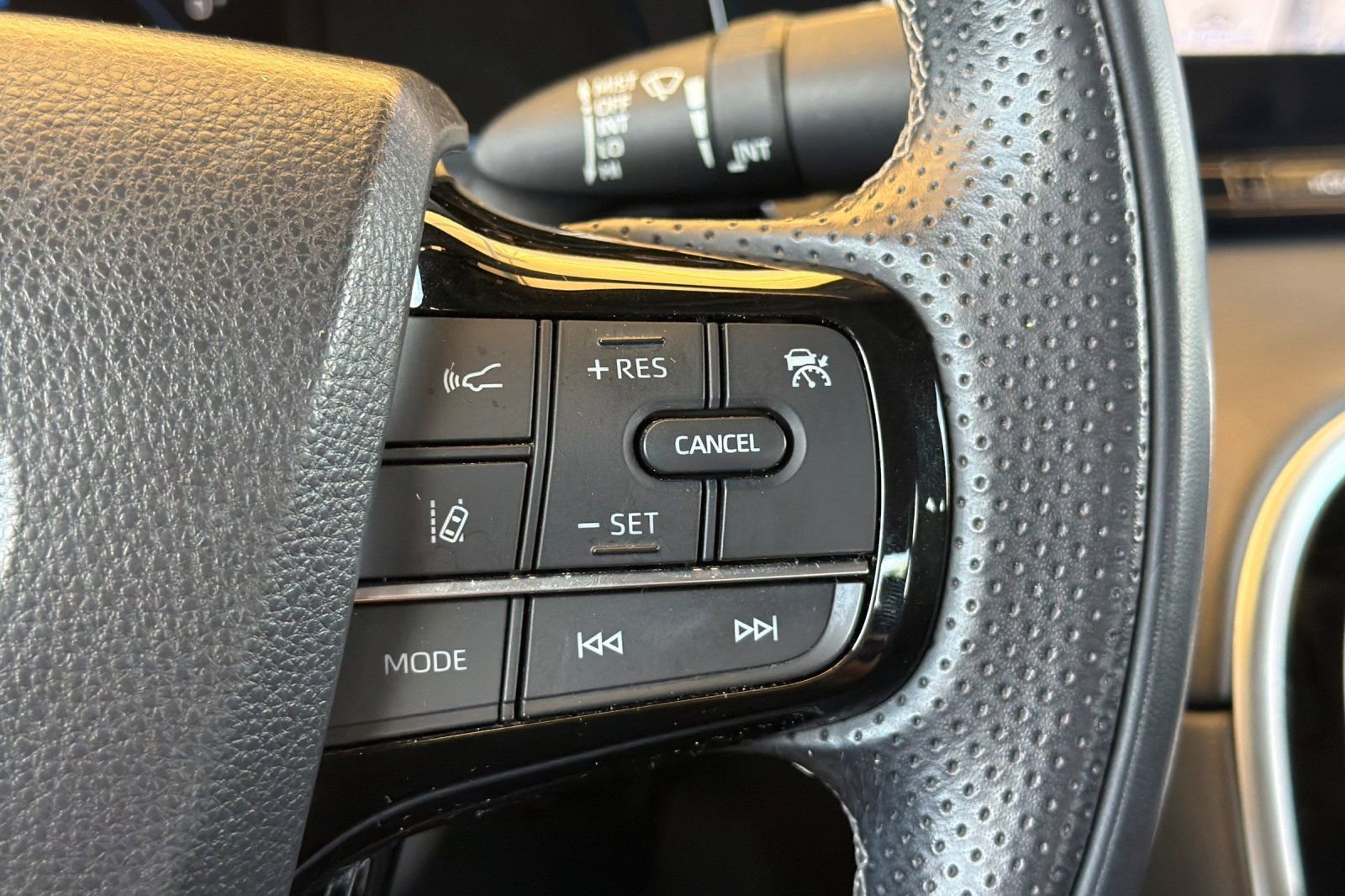 Certified 2021 Toyota Mirai XLE w/ Advanced Technology Package RWD image 29
