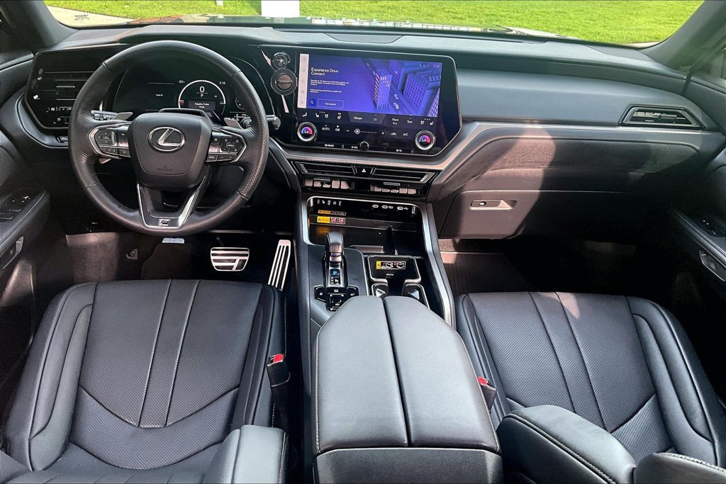Used 2025 Lexus TX 500h AWD w/ Technology Package image 20