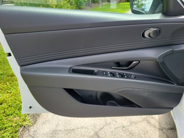 New 2026 Hyundai Elantra Sport FWD image 11