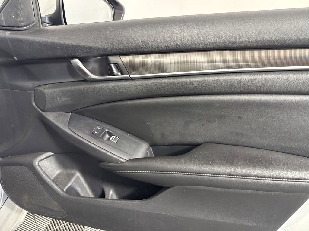 Used 2019 Honda Accord Sport image 17