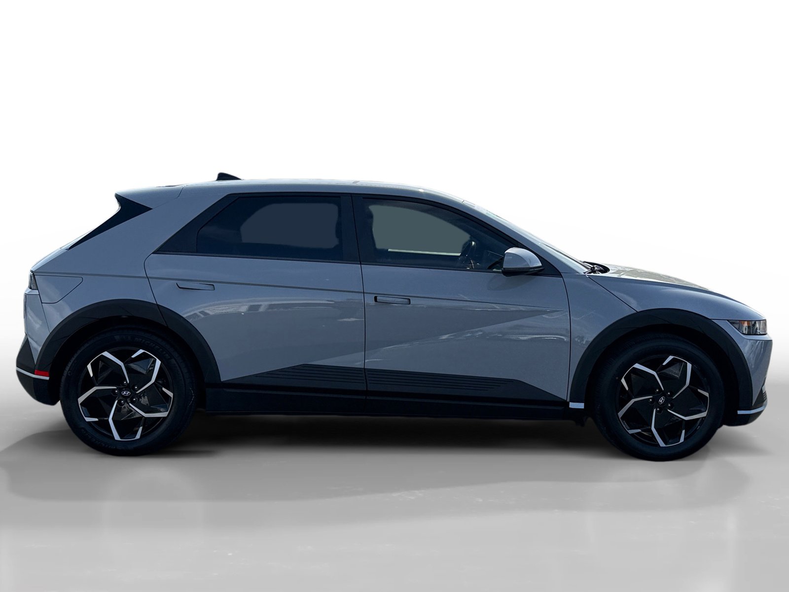 Used 2024 Hyundai Ioniq 5 SE RWD image 6