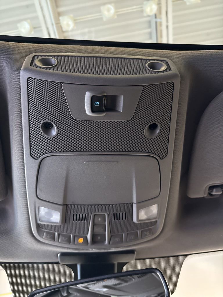 Used 2015 Ford F150 Lariat w/ Equipment Group 502A Luxury image 24