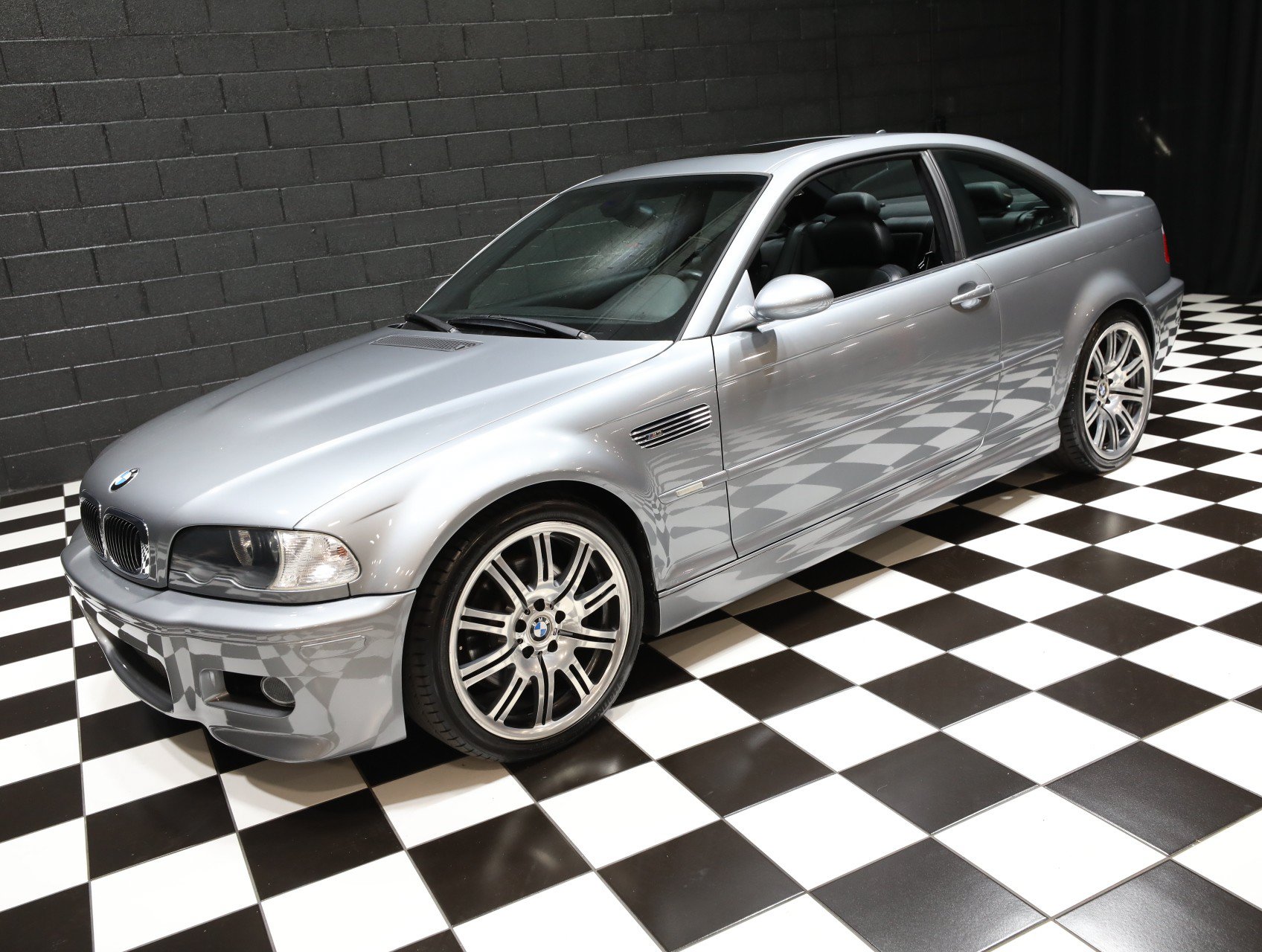 Used 2004 BMW M3 Coupe RWD image 8