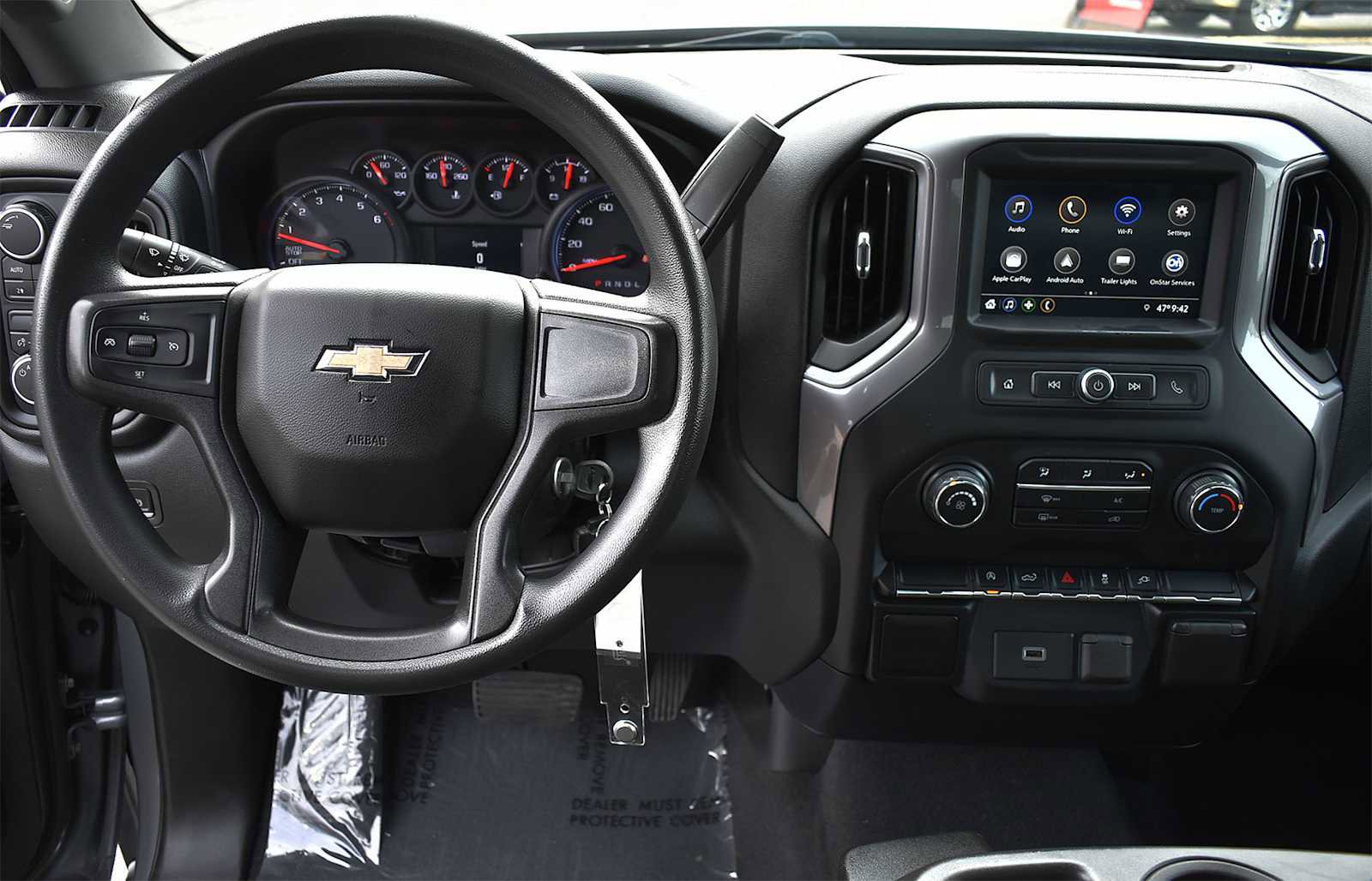 Used 2020 Chevrolet Silverado 1500 Custom w/ Custom Value Package image 11