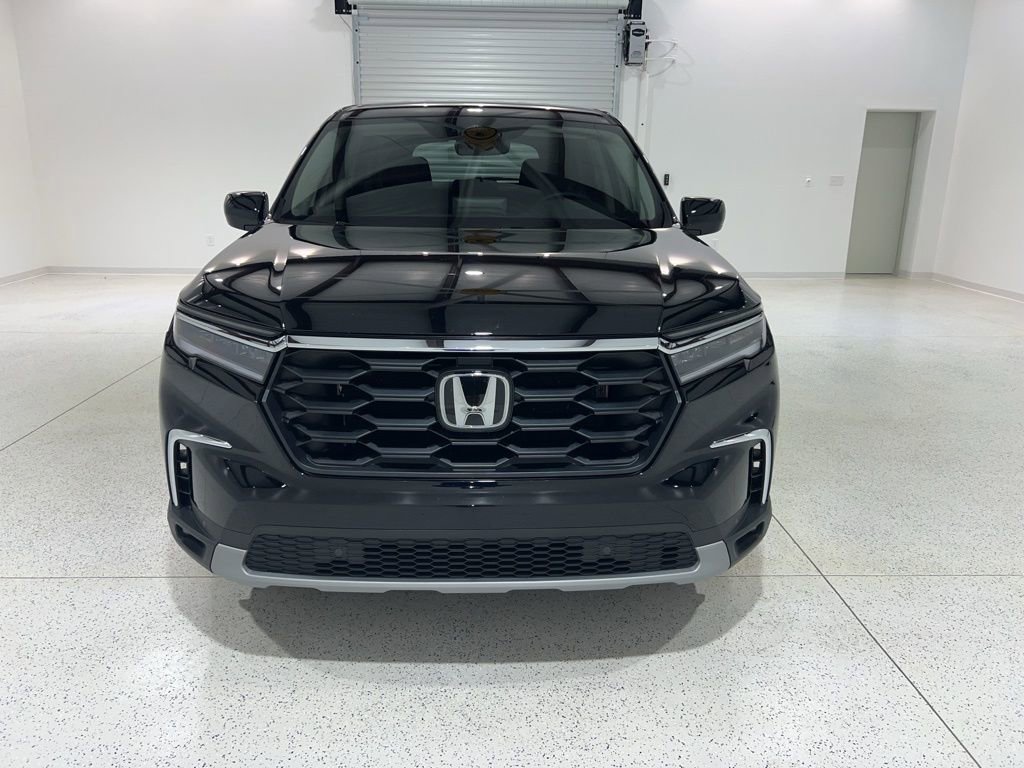 Used 2025 Honda Pilot EX-L image 8