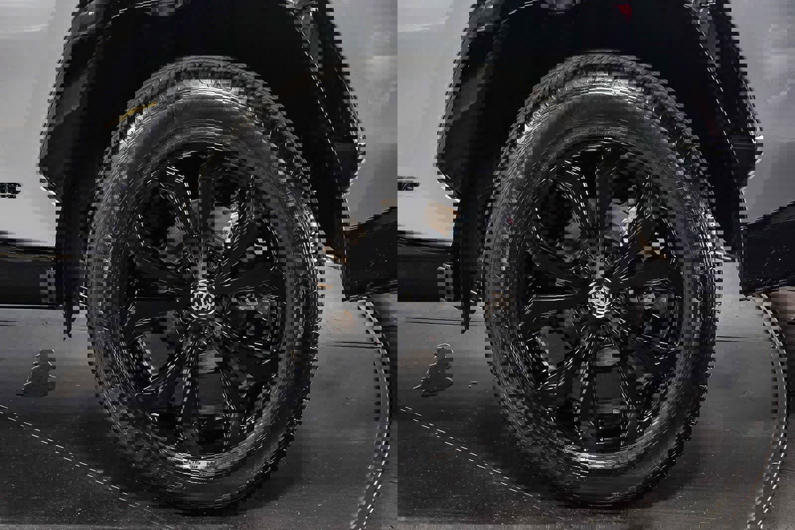 Used 2024 Toyota RAV4 XSE w/ Advanced Technology Package image 11