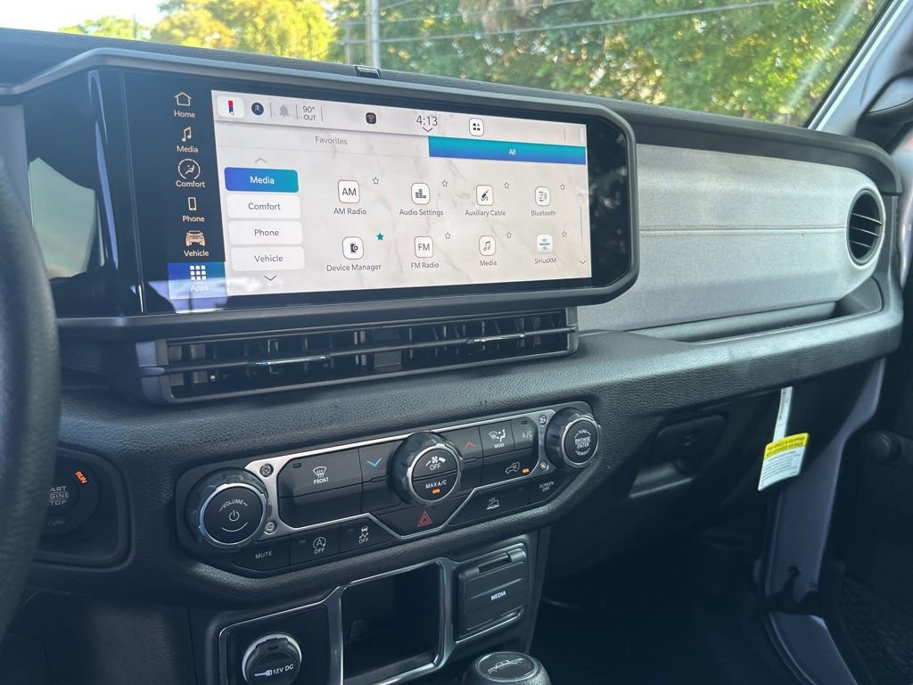 Certified 2024 Jeep Gladiator Sport image 12