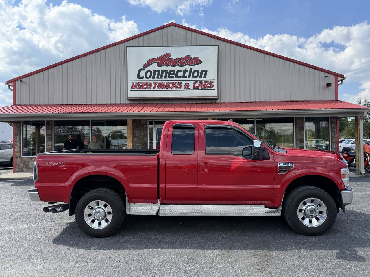Used 2010 Ford F350 Lariat AWD/4WD image 3