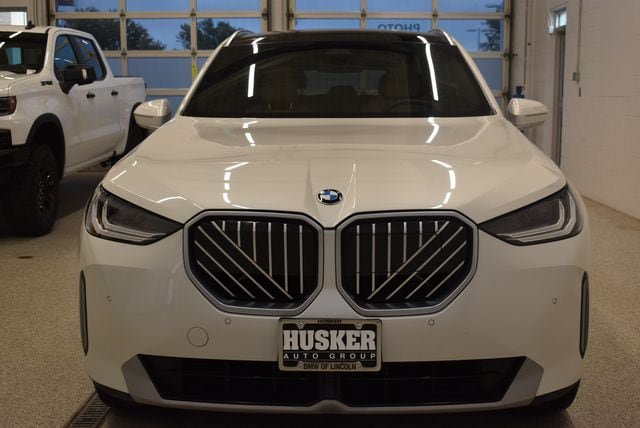 Used 2026 BMW X3 xDrive30i AWD/4WD image 3