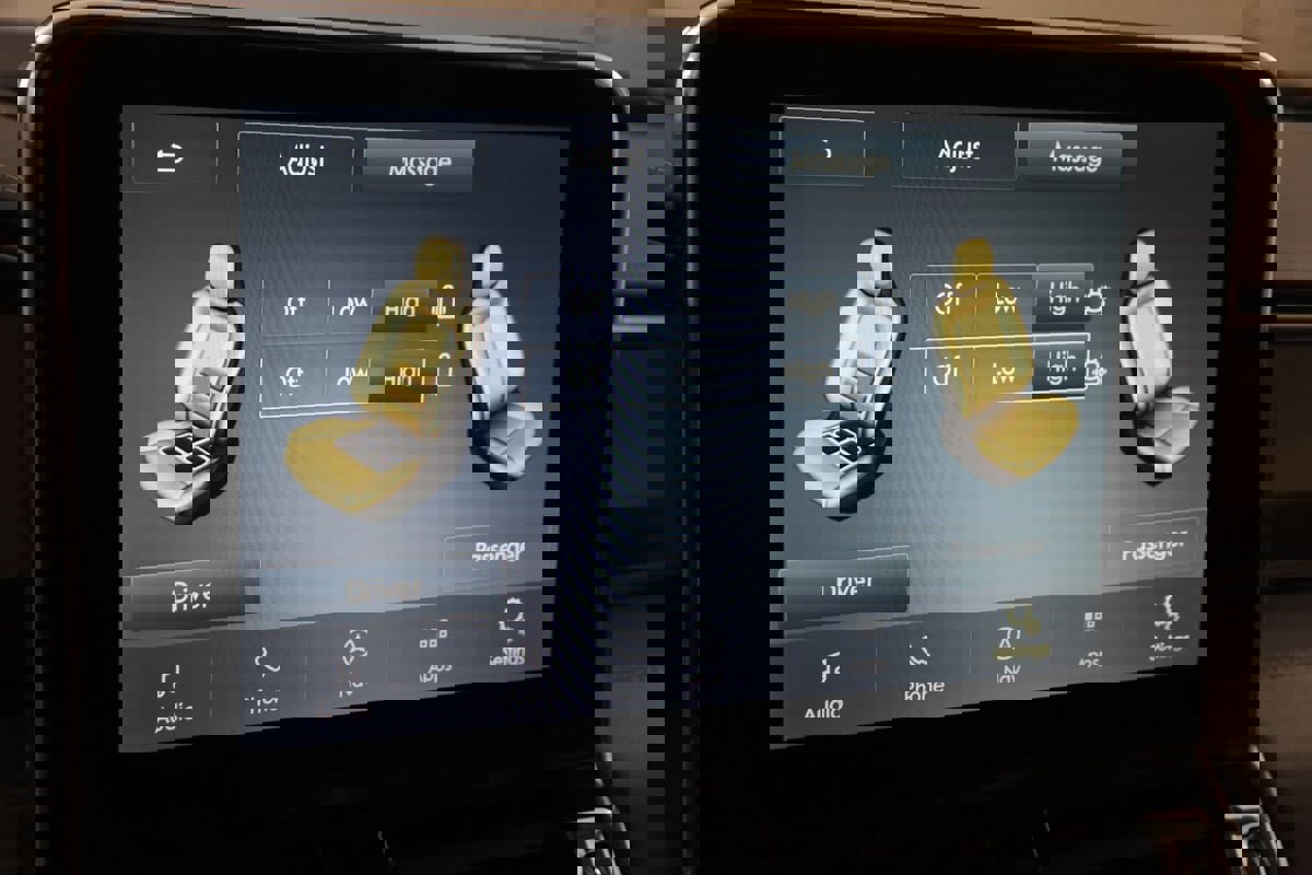 Used 2021 Lincoln Navigator L Black Label AWD/4WD image 10