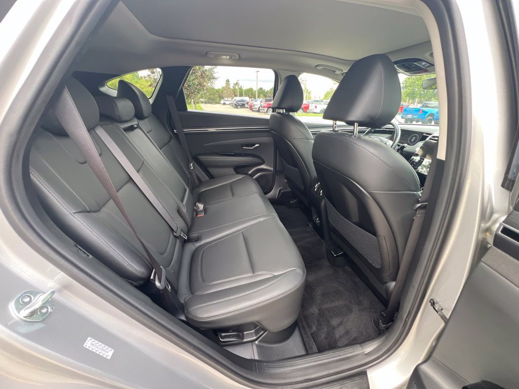 Used 2023 Hyundai Tucson SEL w/ Cargo Package AWD/4WD image 14