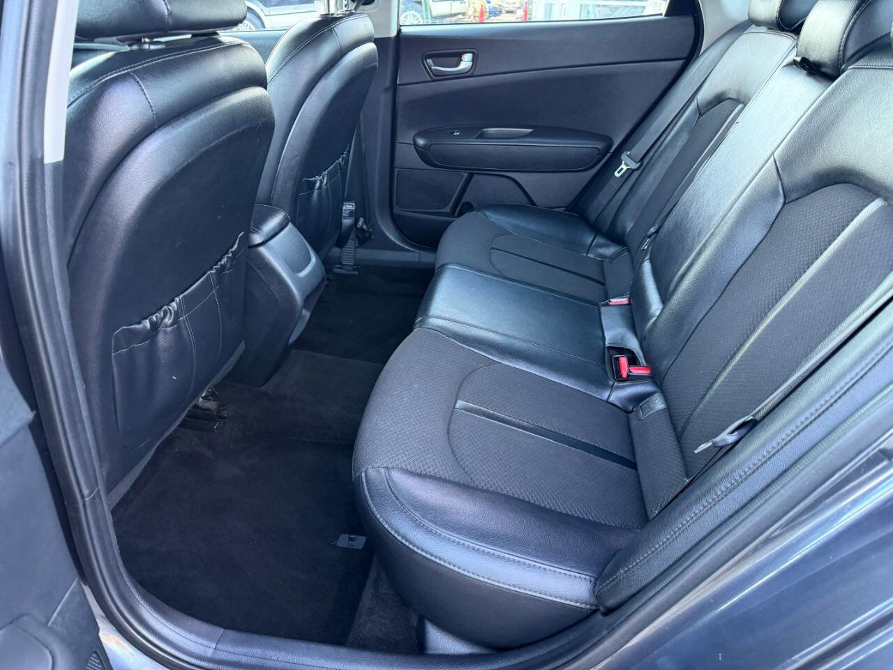 Used 2018 Kia Optima S image 21