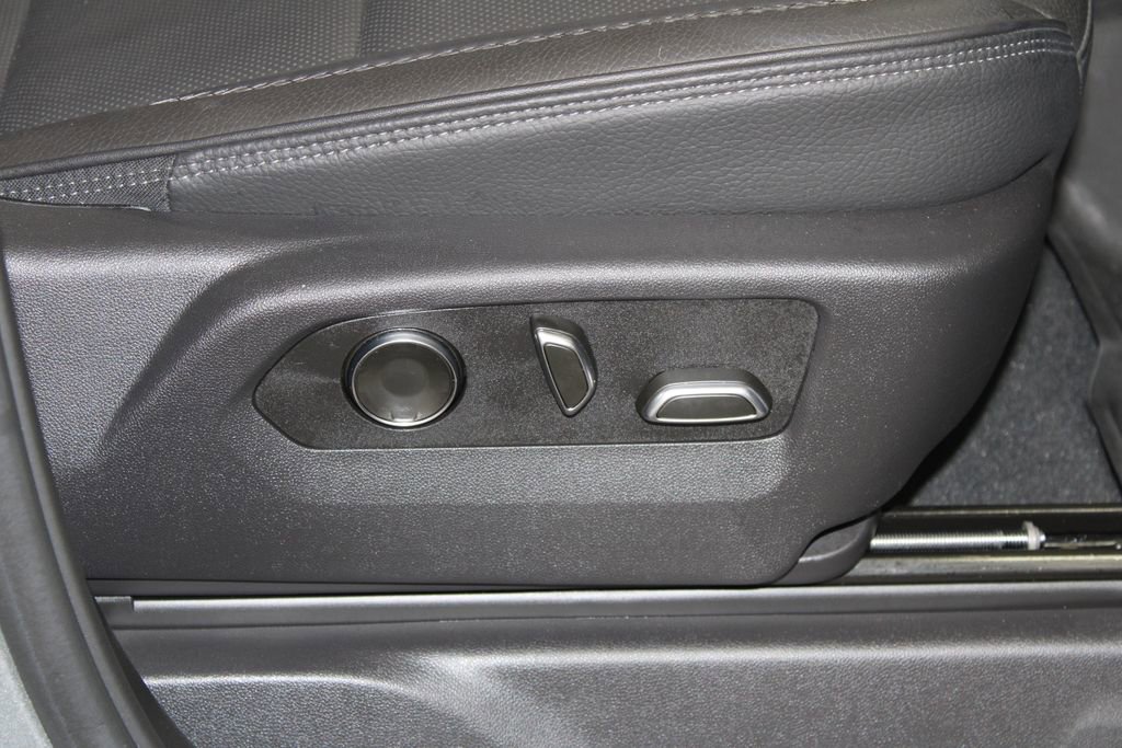 Used 2025 GMC Sierra 2500 Denali w/ Denali Reserve Package image 31