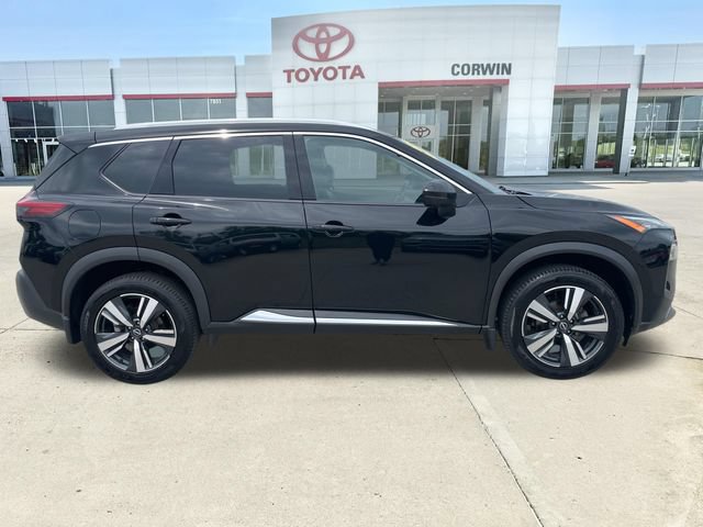 Used 2023 Nissan Rogue SL AWD/4WD image 6
