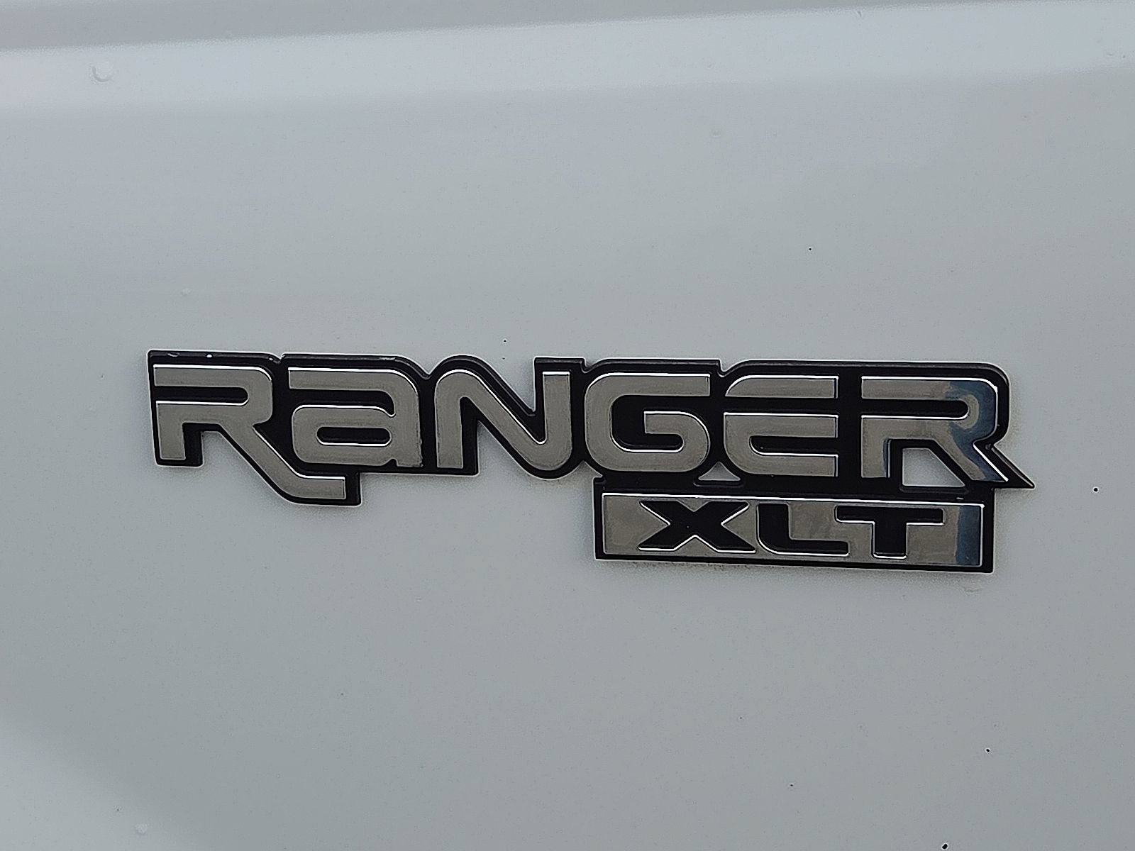 Used 2004 Ford Ranger XLT AWD/4WD image 9