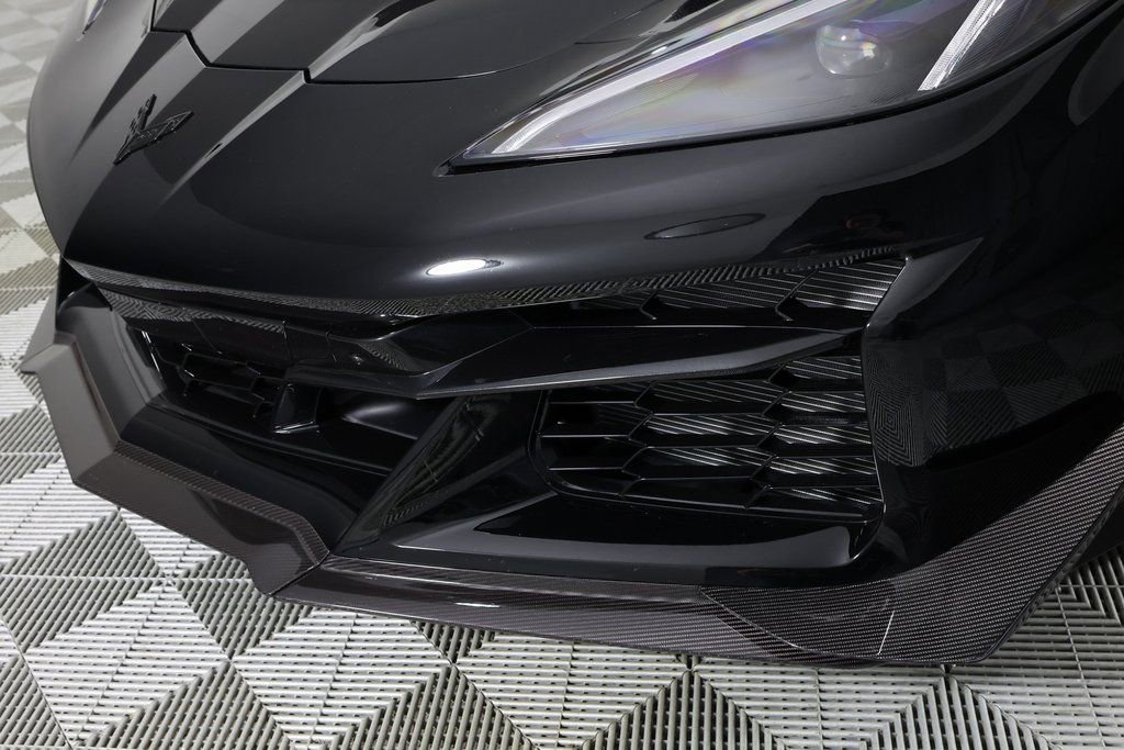 Used 2026 Chevrolet Corvette ZR1 w/ ZR1 Carbon Fiber Aero Package image 47