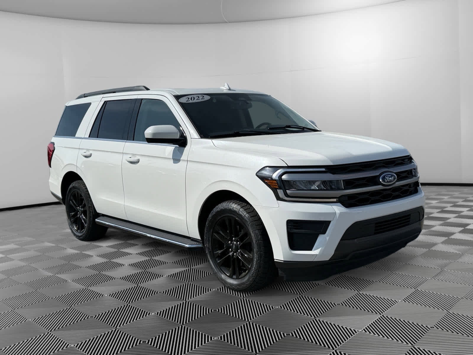 Used 2022 Ford Expedition XLT RWD image 7