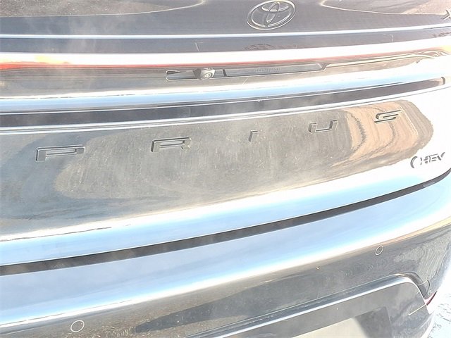 Used 2025 Toyota Prius AWD image 31