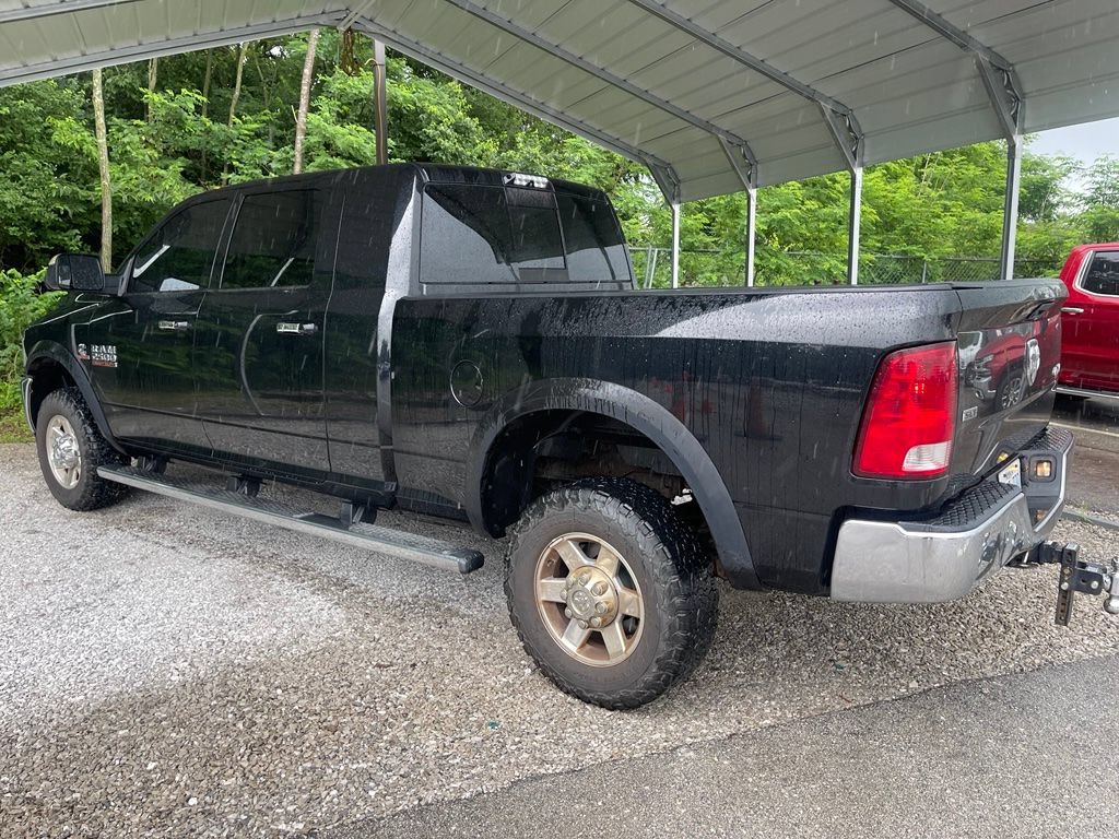 Used 2013 RAM 2500 SLT w/ Luxury Group AWD/4WD image 4