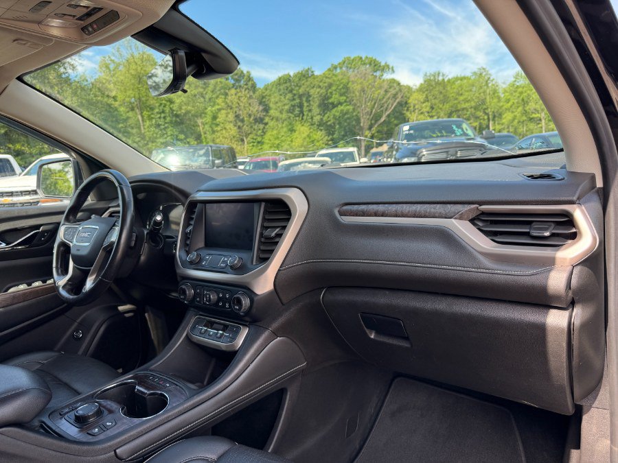 Used 2022 GMC Acadia Denali w/ GMC Pro Grade Package AWD/4WD image 21