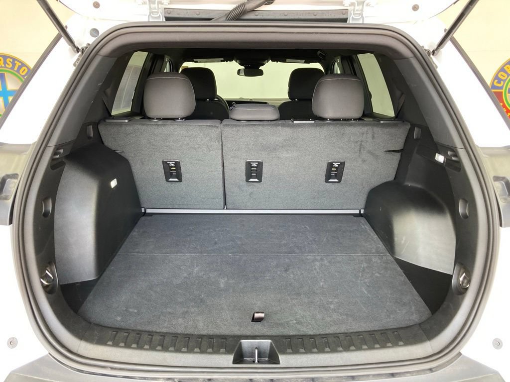 Used 2026 Chevrolet Equinox LT AWD/4WD image 22