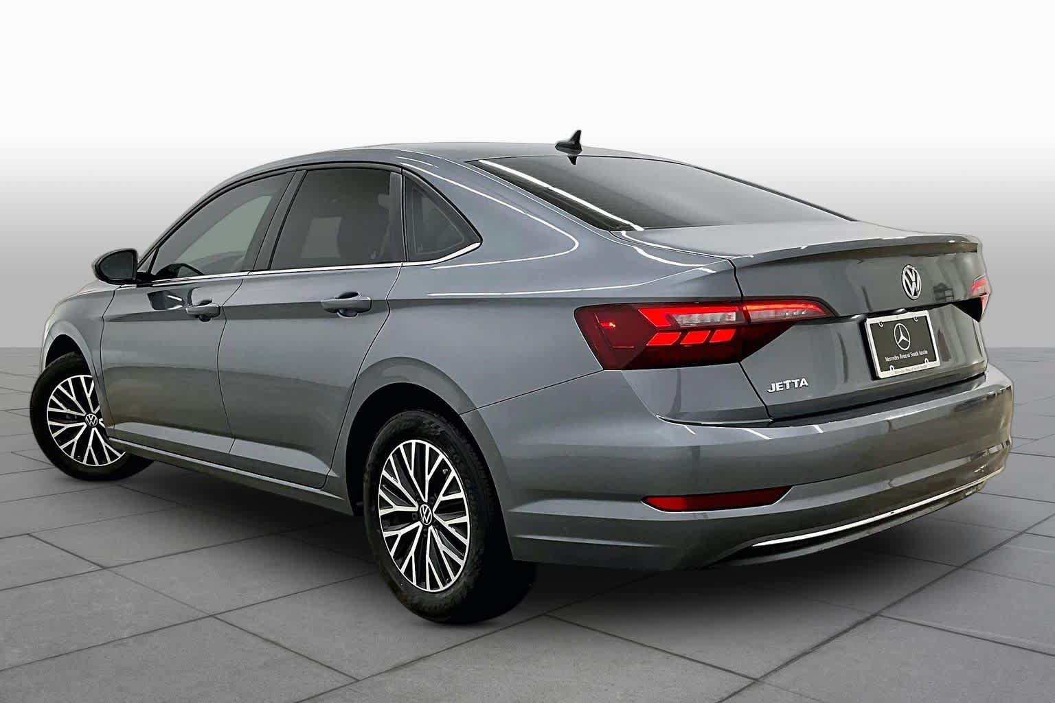 Used 2021 Volkswagen Jetta SE FWD image 12