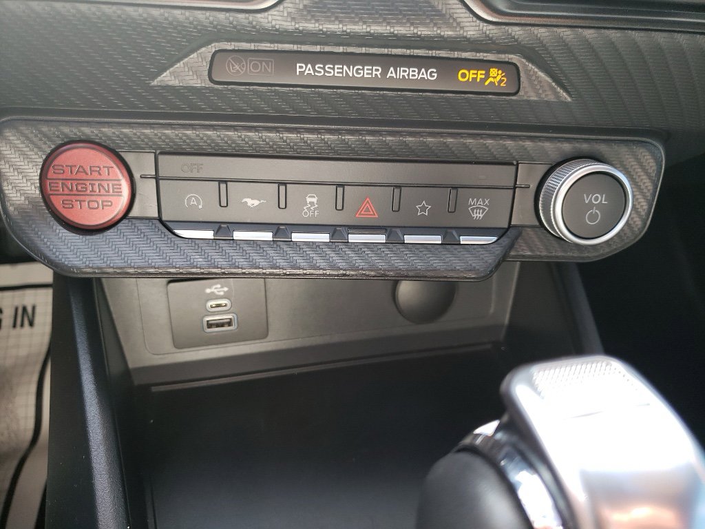 Used 2024 Ford Mustang Coupe image 10