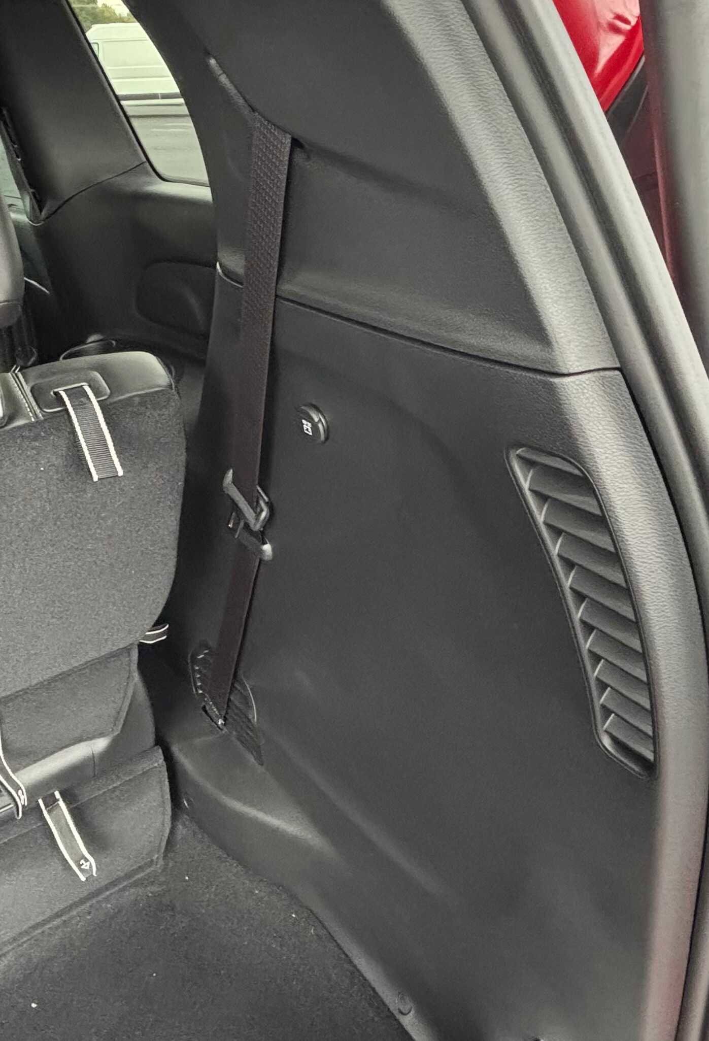 New 2026 Chrysler Pacifica Select FWD image 12