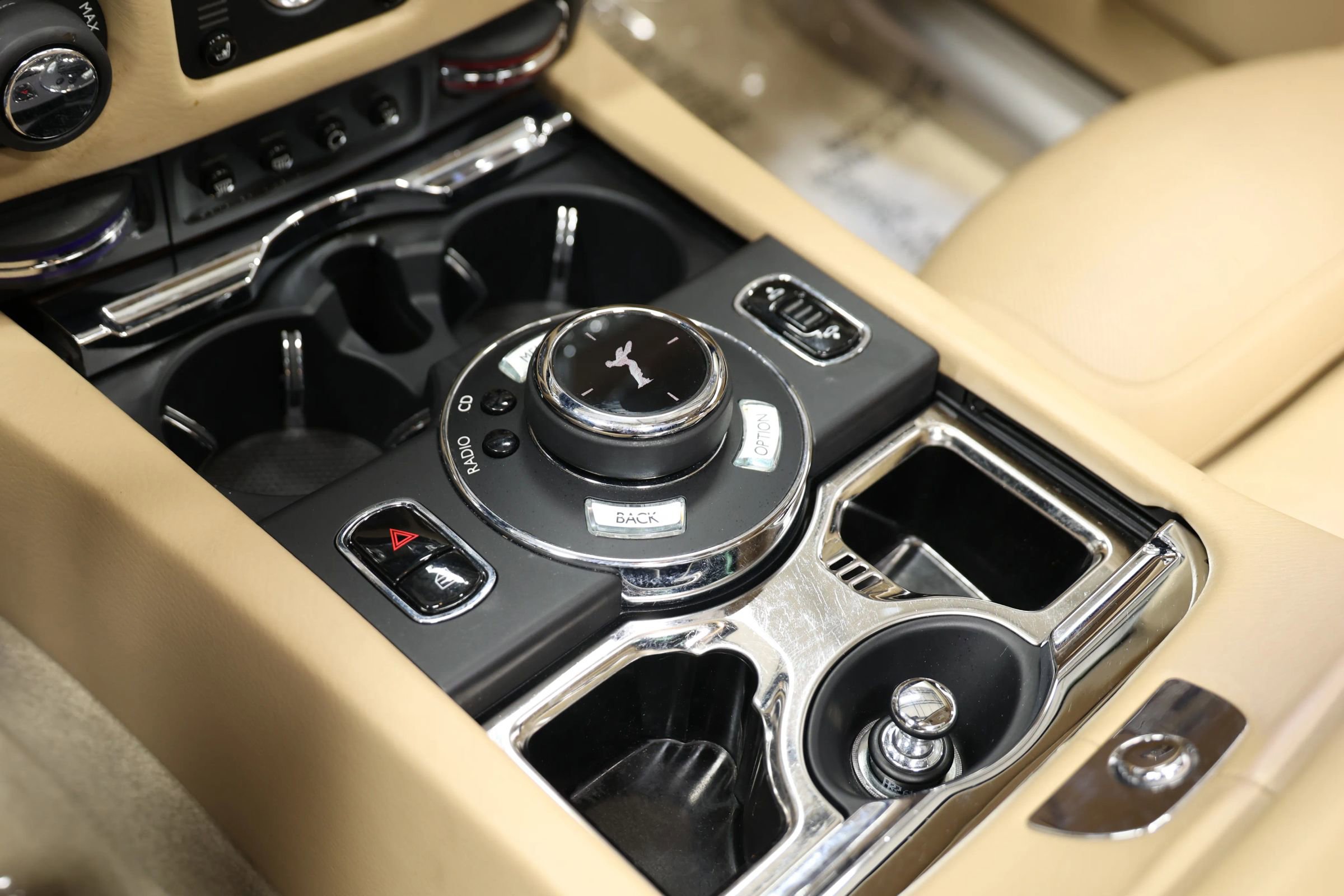 Used 2015 Rolls-Royce Ghost image 45
