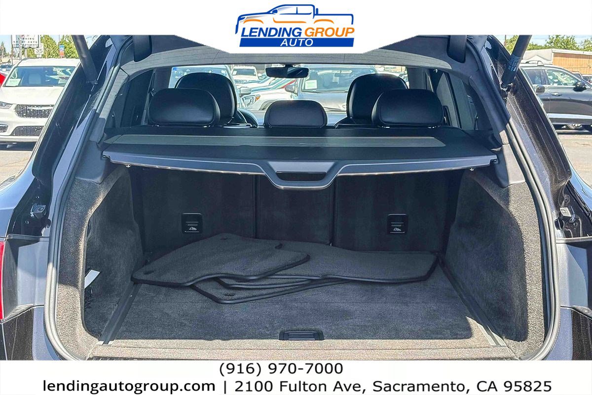 Used 2019 Bentley Bentayga AWD/4WD image 25
