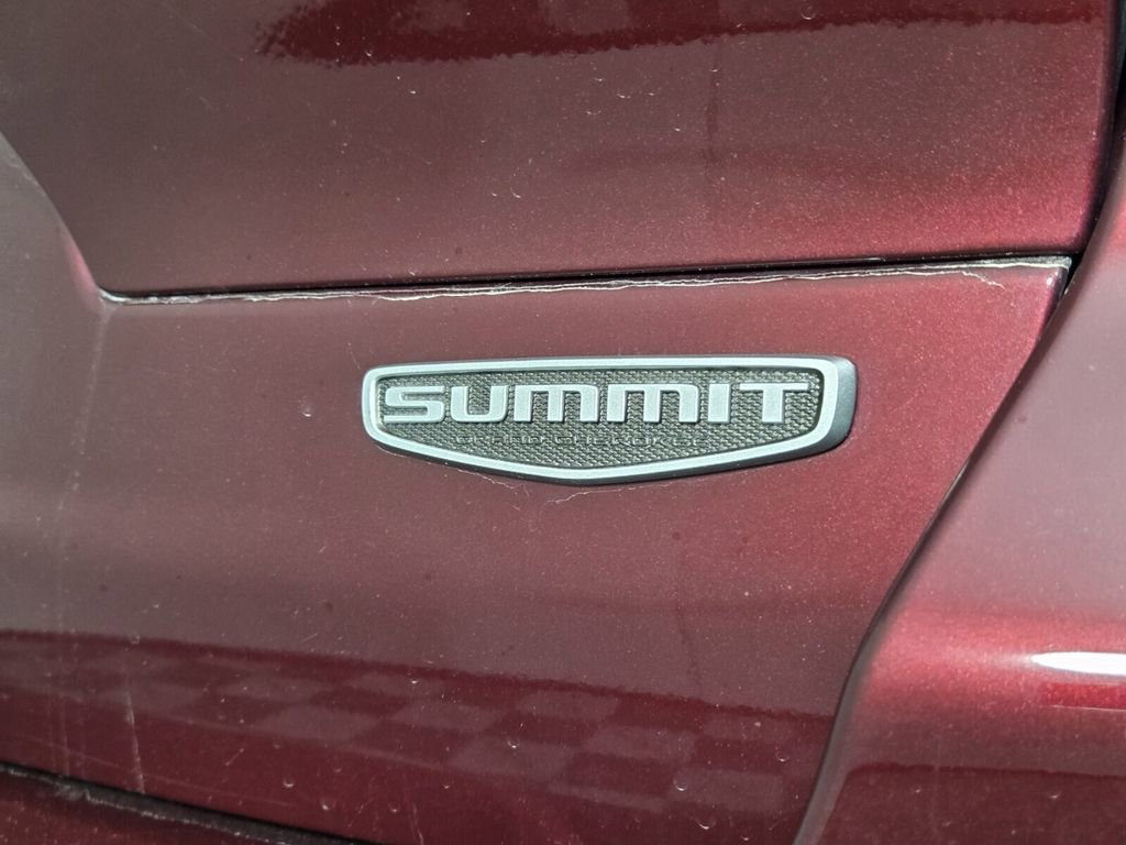 Certified 2025 Jeep Grand Cherokee L Summit AWD/4WD image 29