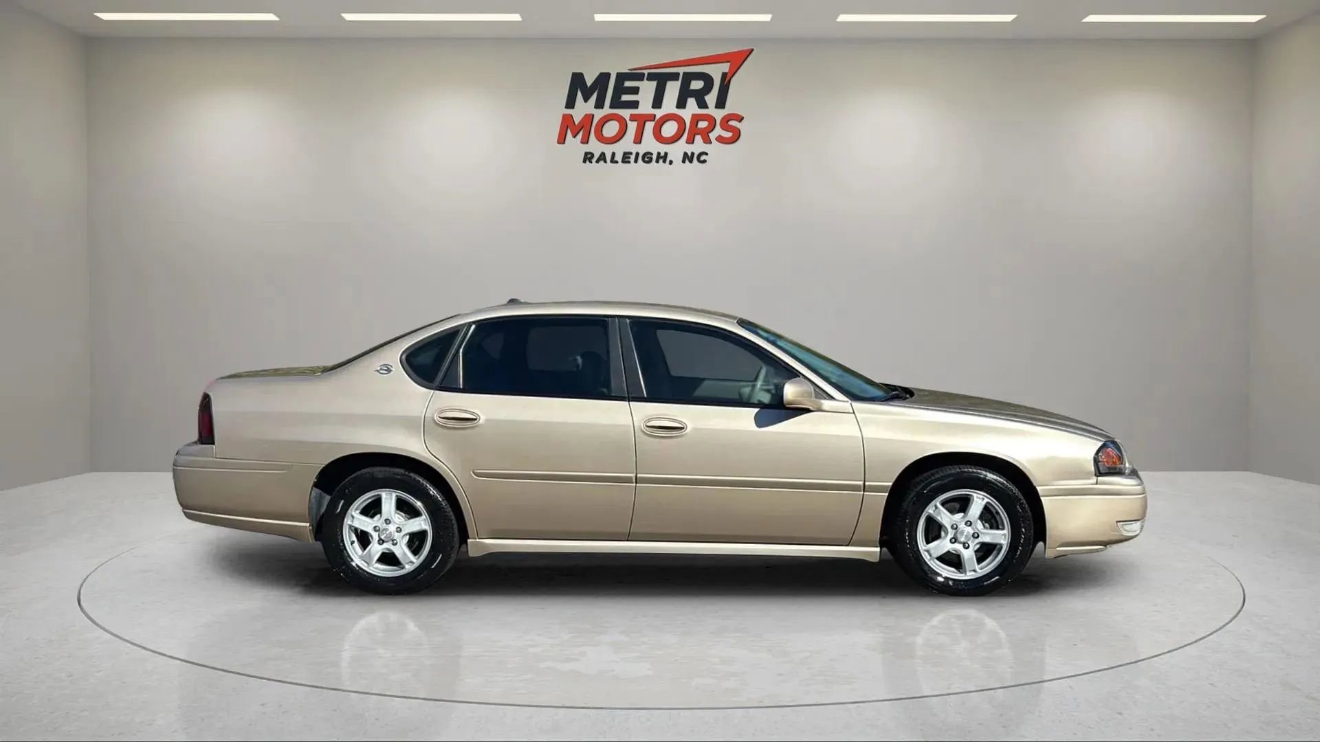 Used 2005 Chevrolet Impala LS w/ Preferred Equipment Group image 4