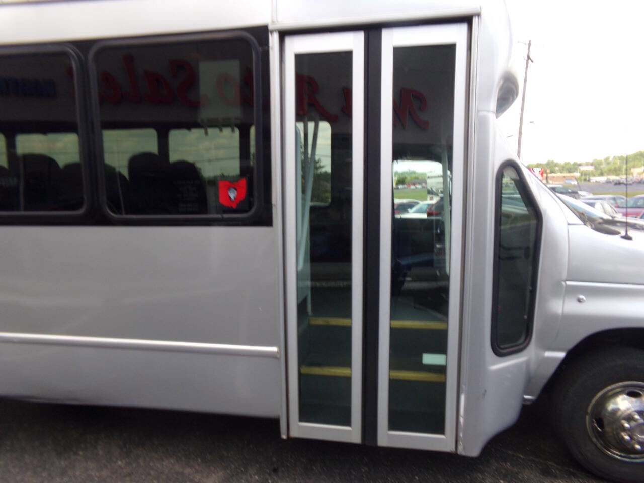 Used 2012 Ford E-450 and Econoline 450 Super Duty w/ Shuttle Bus Prep Pkg image 36