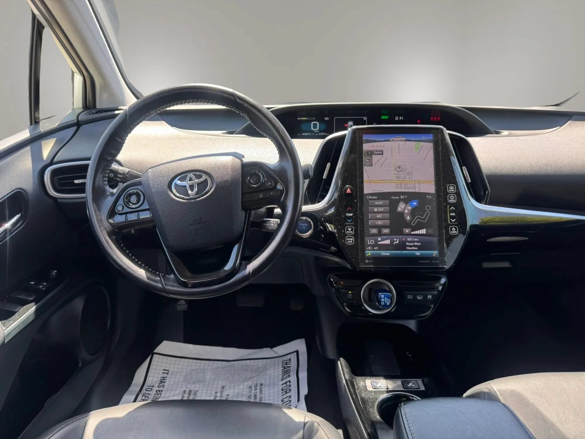 Used 2021 Toyota Prius Prime XLE w/ Carpet Mat Package (TMS) FWD image 13