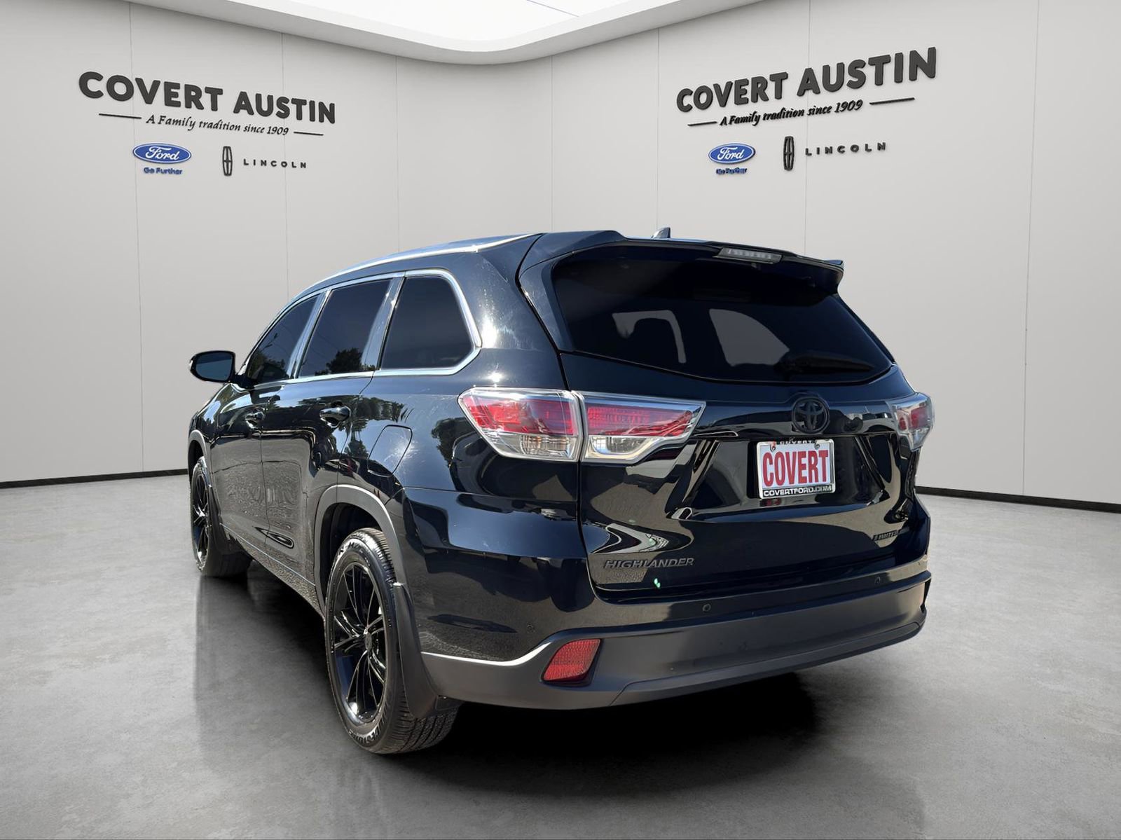 Used 2015 Toyota Highlander Limited image 3