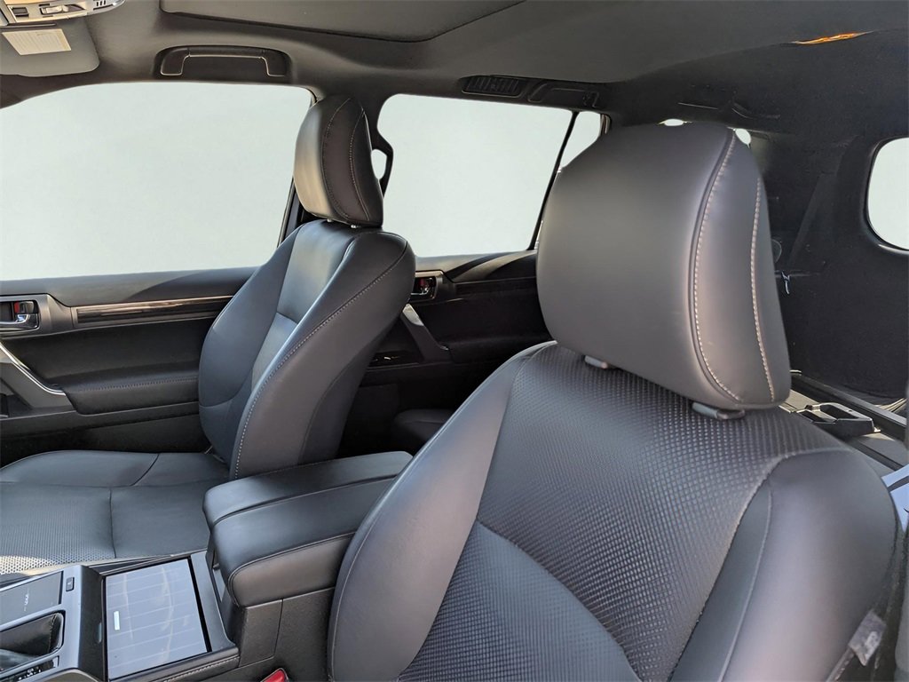 Used 2023 Lexus GX 460 Luxury image 8