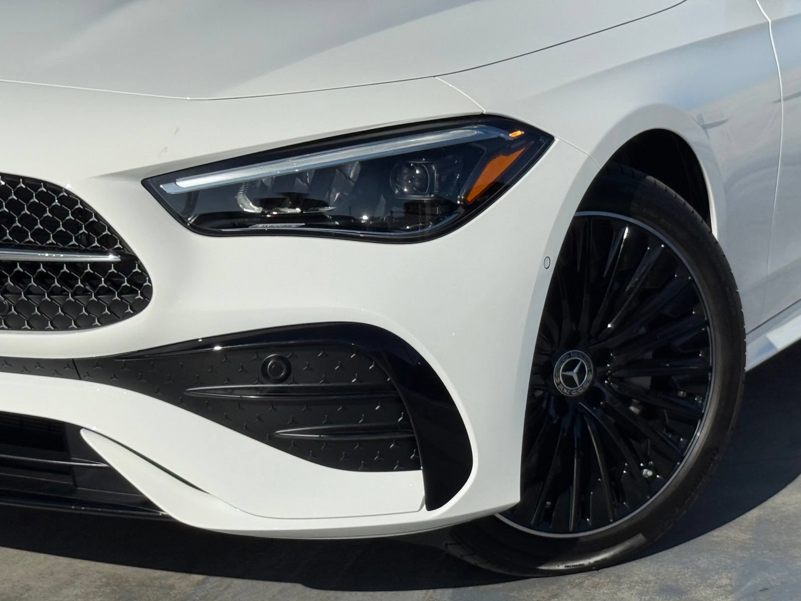 New 2026 Mercedes-Benz CLE 300 4MATIC Cabriolet image 3