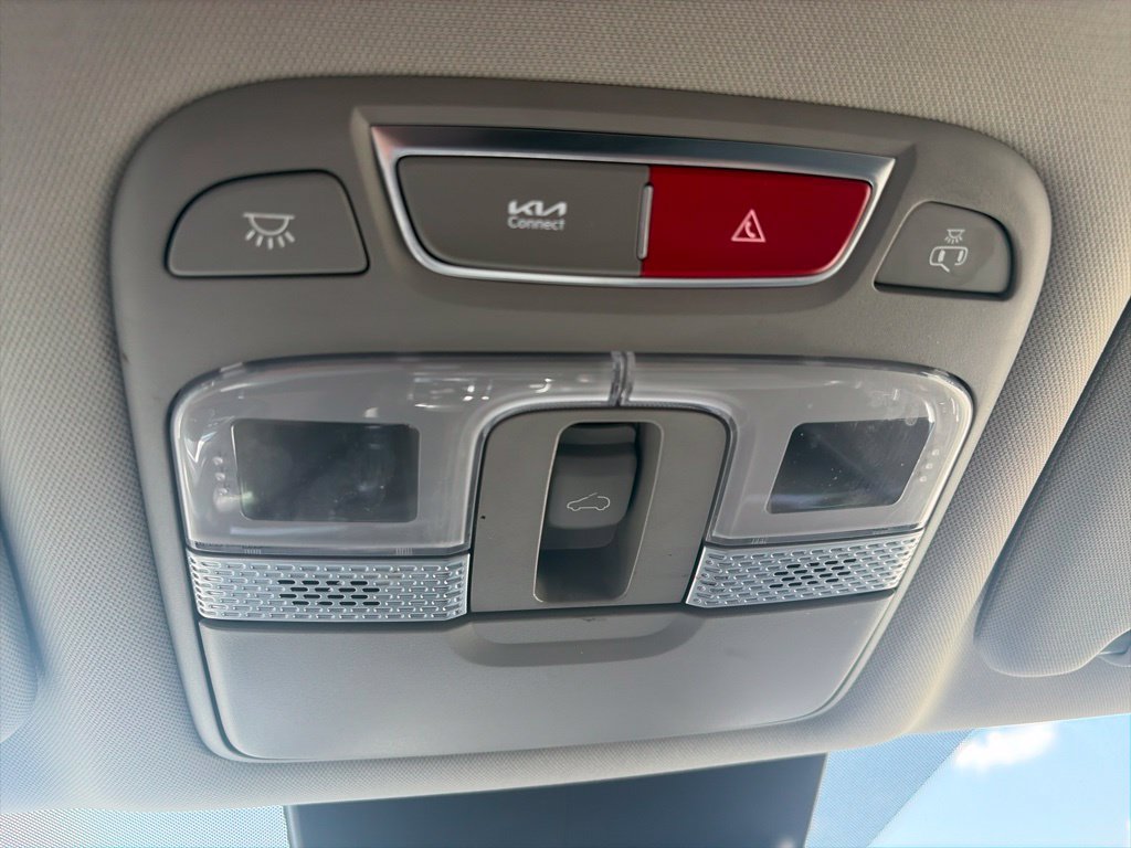 Used 2025 Kia Telluride S AWD/4WD image 25