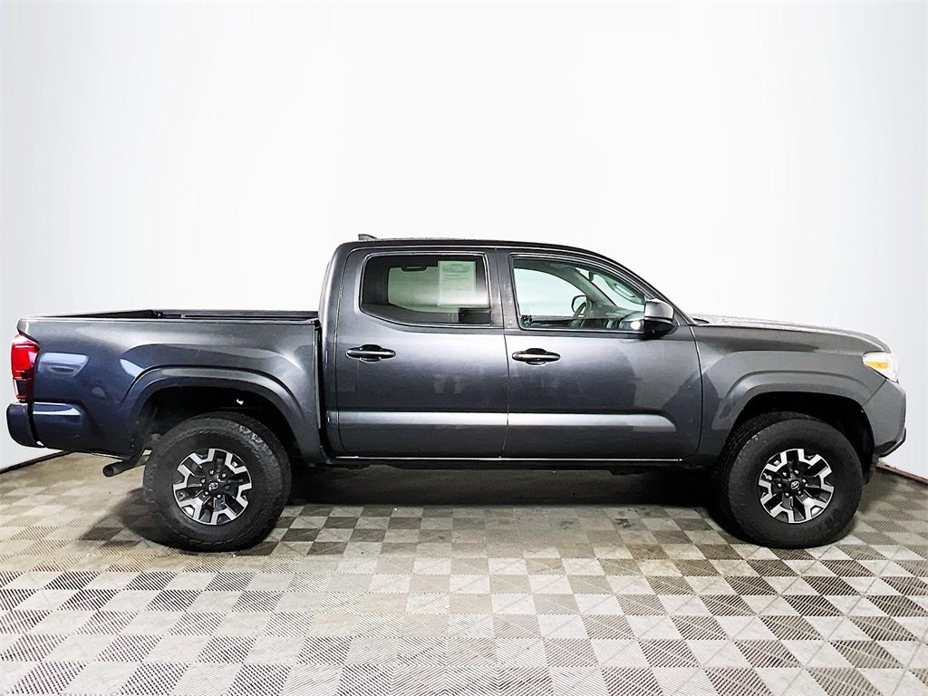 Certified 2019 Toyota Tacoma SR image 9