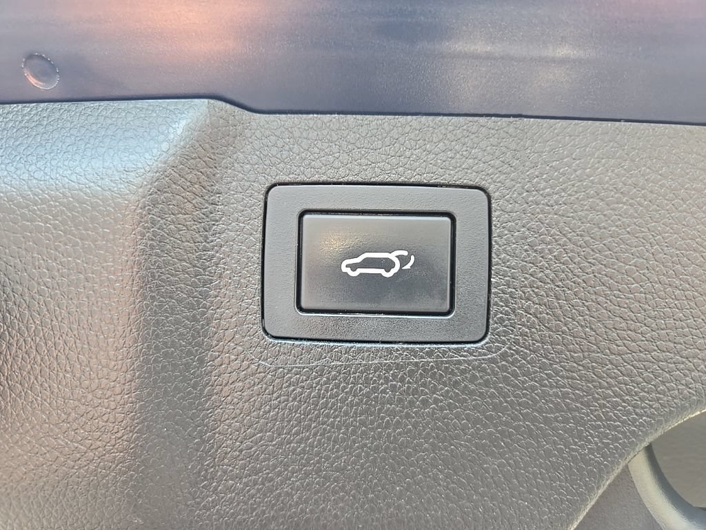 Used 2018 Hyundai Santa Fe Limited AWD/4WD image 15