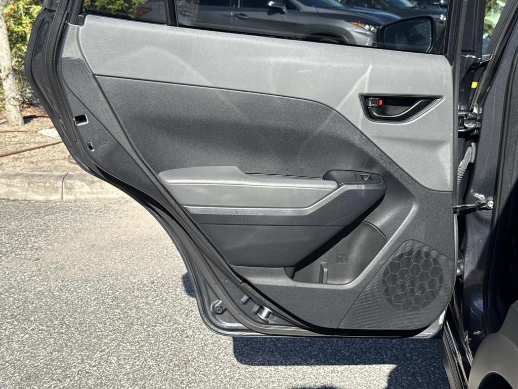 Certified 2024 Subaru Crosstrek 2.0i image 11