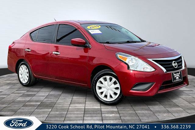 Used 2019 Nissan Versa SV image 1