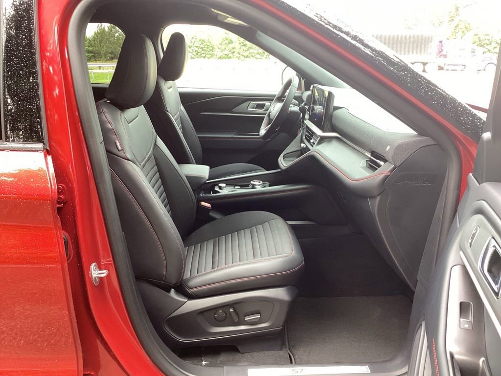 New 2026 Ford Explorer ST-Line RWD image 37