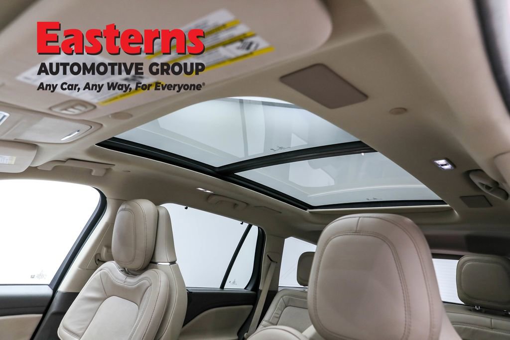 Used 2020 Lincoln Aviator Reserve w/ Equipment Group 202A image 28