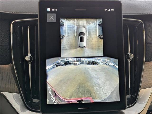 New 2026 Volvo XC90 T8 Ultra w/ Protection Package Premier image 15