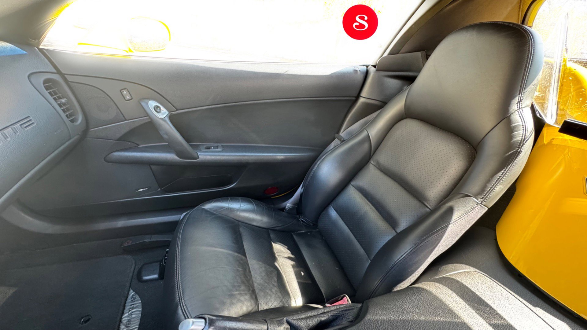 Used 2010 Chevrolet Corvette Convertible w/ Preferred Equipment Group image 20