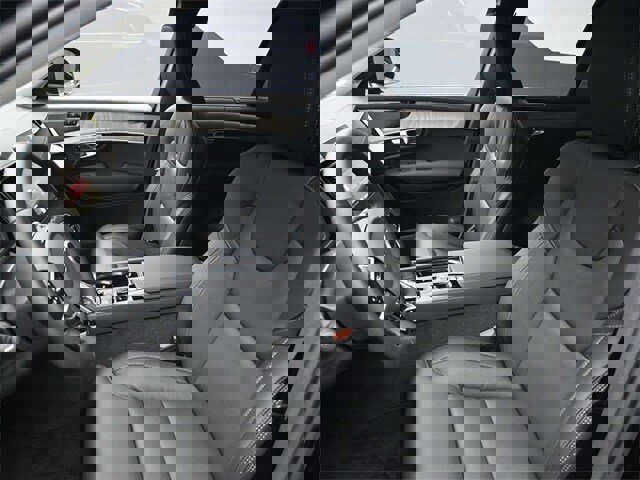 New 2025 Volvo XC90 B6 Ultra w/ Protection Package Premier image 20