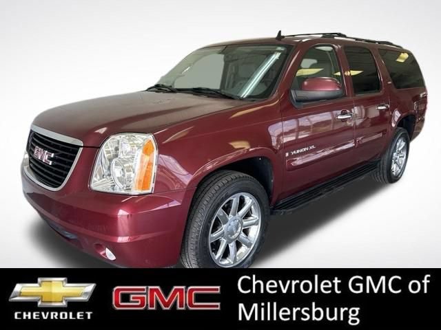 Used 2008 GMC Yukon XL SLT w/ SLT Preferred Equipment Group AWD/4WD image 4