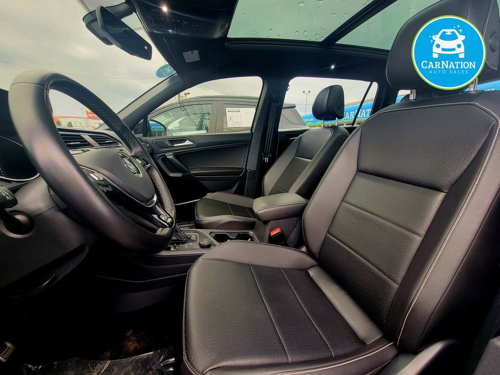 Used 2021 Volkswagen Tiguan SE R-Line AWD/4WD image 7